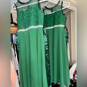 Kids Elegant Green Sleeveless Dress with Beaded Detail